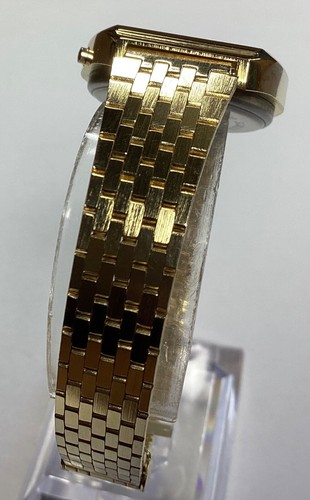 Sharp Womens Vintage Watch Solar Digital Adjustable Band Works Well 7” Mint! - Picture 4 of 9