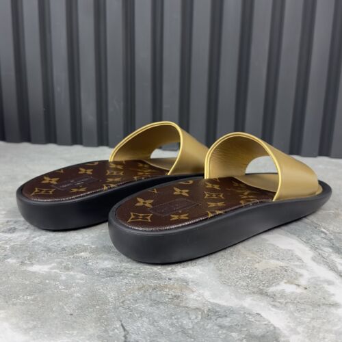 Muli Sunbath Louis Vuitton LV monogramma oro 8 US o 38 EUR - Foto 14 di 20