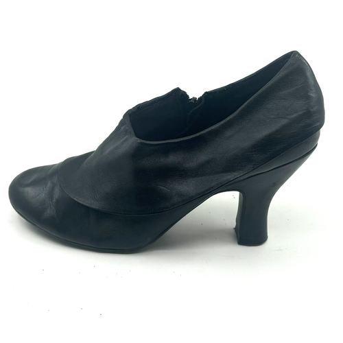 me too Fremont Leather Cuffed Ankle Bootie Spool Heel Shoe, Women's 9M, Black - Picture 8 of 9