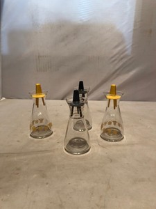 Vintage-Vinegar-Oil-Bottles-Shakers-Condiment