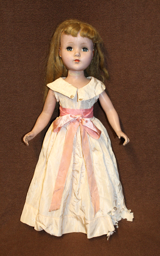 VINTAGE 20” ARRANBEE DOLL COMPANY, R & B DOLL W/ LONG BLOND HAIR LIGHT BLUE EYES
