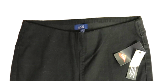 D & Co. Signature 12T NEW Black Pull-On Jeans 32"W x 35"L Bootcut Leg - Picture 2 of 8