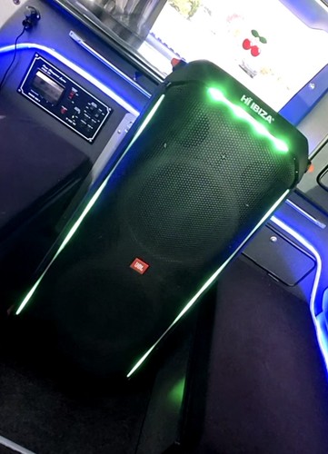 JBL PartyBox 710 schwarz - gebraucht 1 Woche alt mit Karton! Wireless Bluetooth Party Box