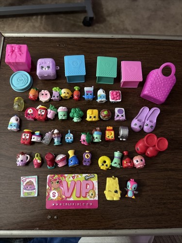 Shopkins Lot —37 Plus Pieces - Figures, Food And Shopping Bags! Mixed Seasons