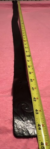 Vintage Pierre Cardin 70er breiter schwarzer Leder Swirl Logo geprägt im Gürtel RAR! - Bild 10 von 10
