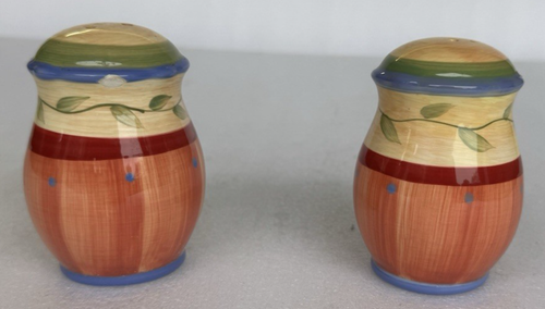 Pfaltzgraff Napoli Salt and Pepper Shakers - Picture 3 of 6