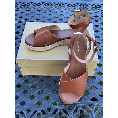 Michael Kors Women’s Abbott Sandal Embossed Leather size 9.5 Brown NIB - Picture 6 of 7