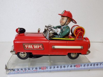 野村トーイ•新工社？ダブルネーム　電動　FIRE CHIEF CAR 動作品 Nomura Toys • Shinkosha? Double name electric FIRE CHIEF CAR