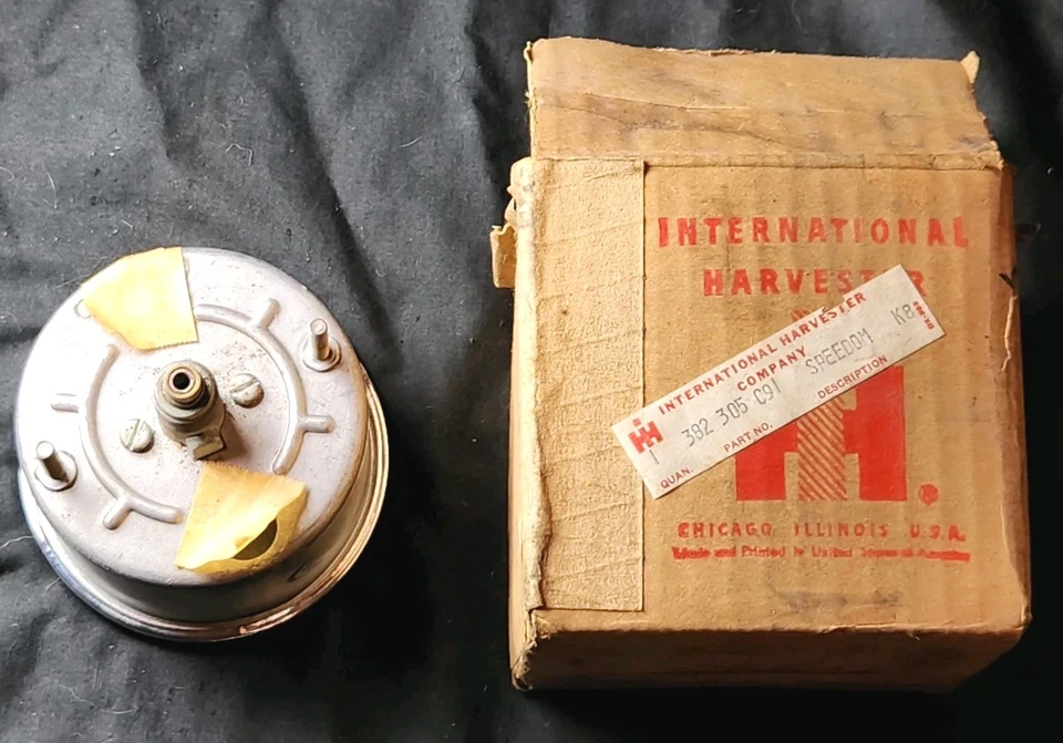 Velocímetro calibre Travelall International Scout Truck de colección nuevo stock antiguo caja Foto 2 de 4