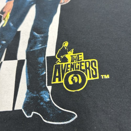 Camiseta De Colección Los Vengadores Serie de TV Puntada Única Pantalla Estrellas Etiqueta Talla M/L - Imagen 5 de 14