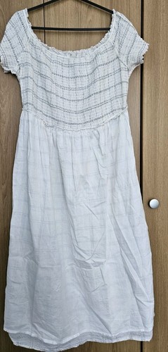 TU summer dress, Elasticated top, off white colour, size 10 - Picture 9 of 11
