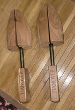 2 Hanover Shoe Tree Stretcher Expander 2-Way Length Width Split Toe Quality Wood