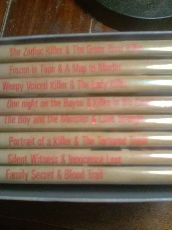 Cold Case Files 8 DVD box set A&E Region 2 PAL WILL PLAY on NTSC DVD PLAYERS! - Image 2 of 3