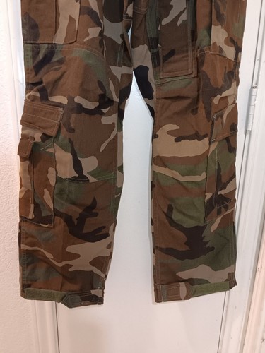 Genuine NOS USGI Medium Regular Aircrew Woodland Camo Coat & Trouser Set - Picture 15 of 20