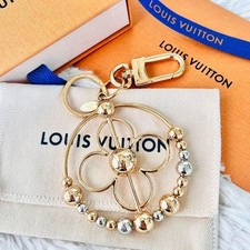 Certified Beautiful Louis Vuitton Charm Key Holder Pearly Flower Circle From Jap