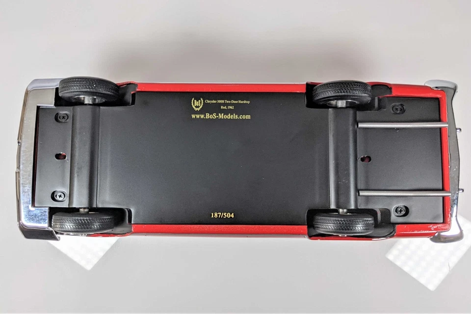 Chrysler 300H 1962 (usado) 1:18 BoS - Best of Show CXHB BOS311 Foto 3 de 3