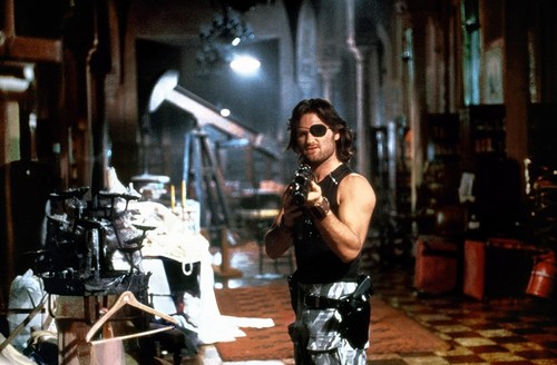 Die Klapperschlange (1981)[Blu-ray/Neu/OVP] John Carpenter, Kurt Russell, Lee Va - Bild 8 von 13