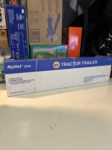 NEW NYLINT ACTION NAPA AUTO TRACTOR TRAILER 1995 1:24 9020-N 23” NEW IN BOX BLUE - Picture 4 of 4