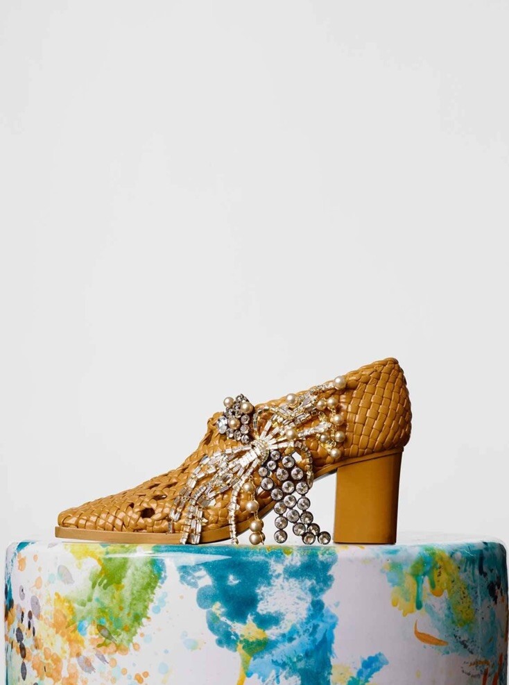 Céline Crystal Pearl Bejeweled Woven Pumps Winter 2015 Céline Crystal Pearl Bejeweled Woven Pumps Winter 2015
