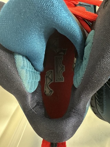 Nike LeBron 9 Swingman 2012 Size 12 469764 300 - Picture 4 of 9