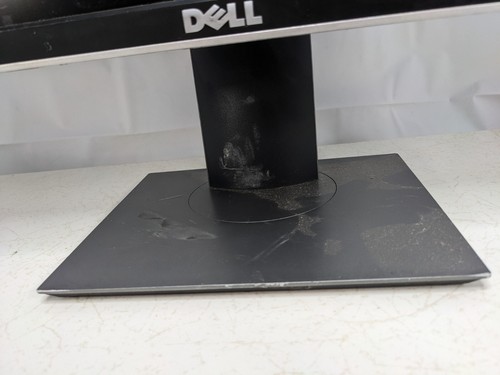 Dell 2007FPB 20" LCD Monitor 1600x1200 inputs for DVI VGA Composite RCA w Stand - Picture 2 of 13