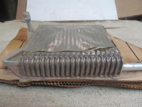 NEW DELPHIE AC EVAPORATOR CORE FOR 1996-1998 CHEVY EXPRESS & GMC SAVANA VAN. - Picture 3 of 8