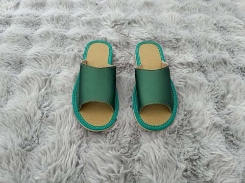 Women’s 100% Leather Slippers In Butterfly Style. - Picture 11 of 41
