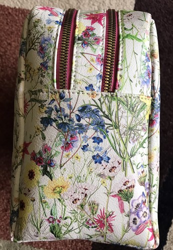 Betsey Johnson Weekender Double Zip Floral Kosmetik Make-up Tasche Neu mit Etikett - Bild 6 von 10