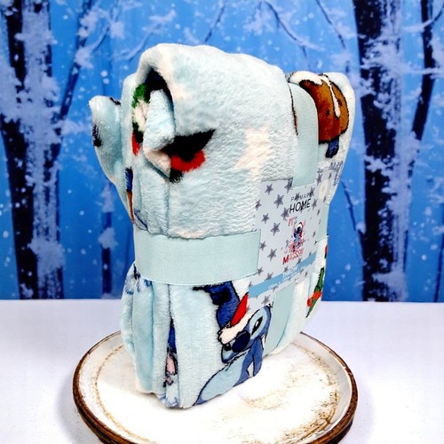Manta polar de Navidad Disney Stitch 120x150 cm Primark Home Navidad acogedora - Imagen 8 de 9