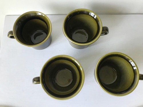 4 Vintage Avocado grüne Tassen USA 1970er glasierte Keramik Steinzeug 3” x 3,25” - Bild 8 von 11