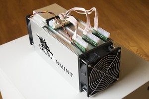 bitcoin mining rig canada