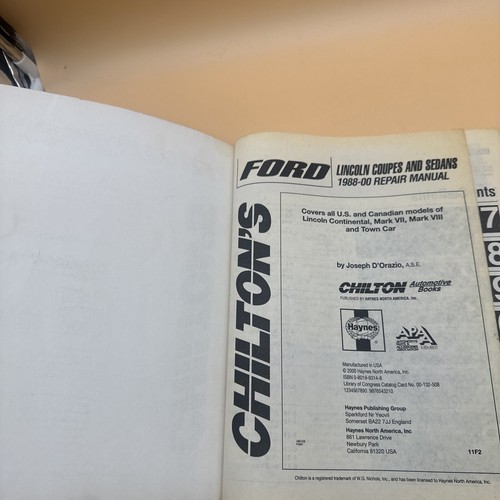 Chilton Repair Manual 26500 Ford & Lincoln Coupes & Sedans 1988-00 - Picture 4 of 8