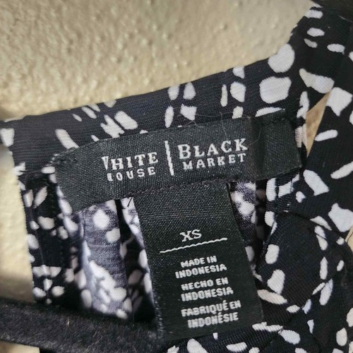 White House Black Market Black Geometric Sleeveless Tank Top Blouse Size XS - Picture 5 of 9