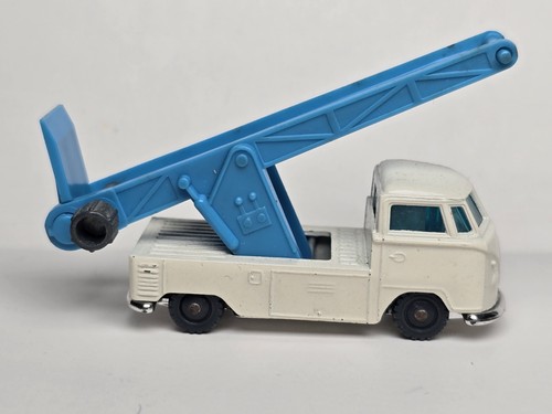 Vintage 1960s Husky Volkswagen Pick Up with Conveyor Belt 1/64 Scale Diecast - Picture 6 of 10