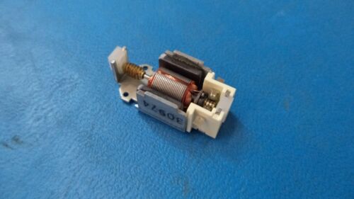 SONY 8-835-138-01, MOTOR, DC (DNR-5301B) - Picture 1 of 8