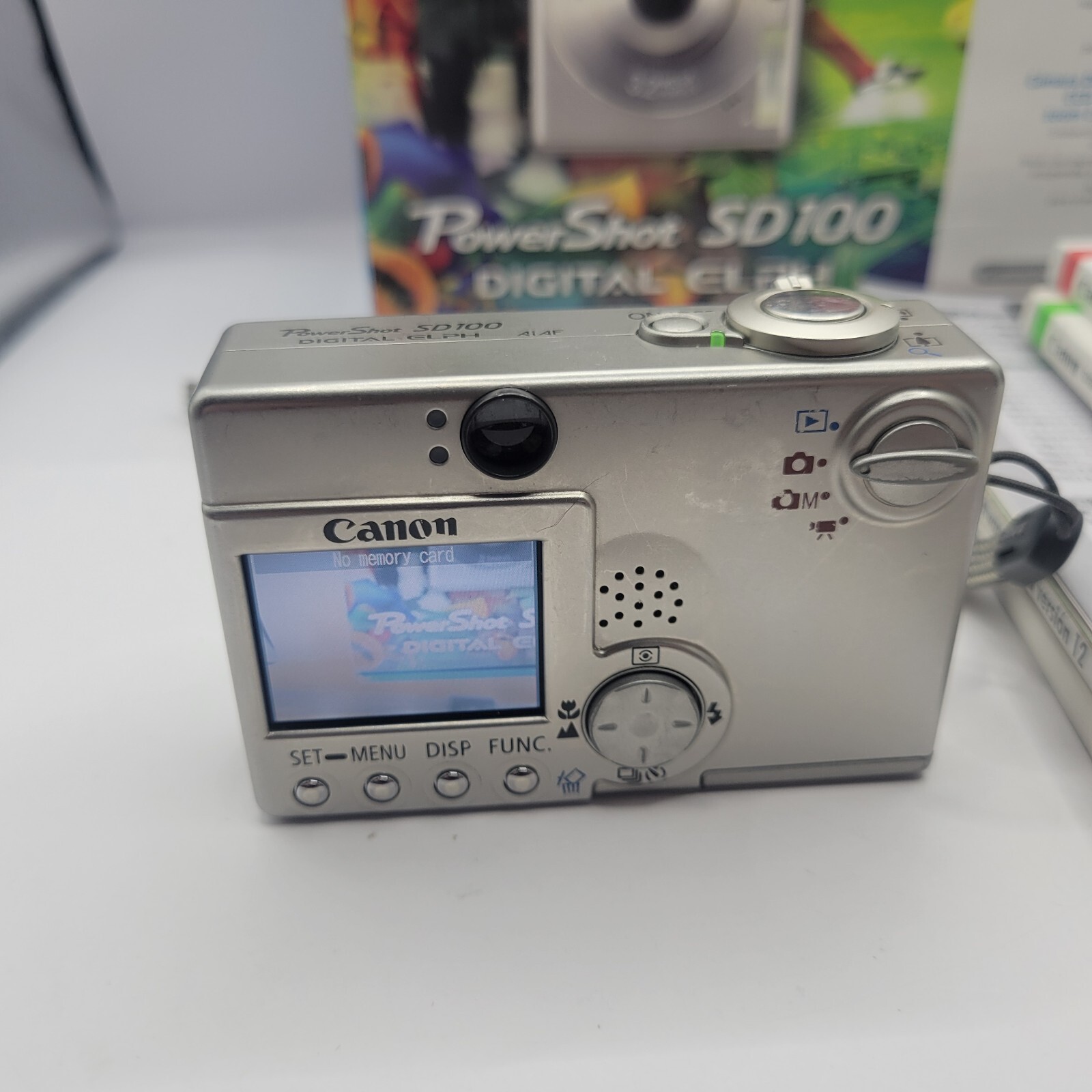 Canon PowerShot SD100 3.2MP Digital ELPH Camera Complete Tested Bettery