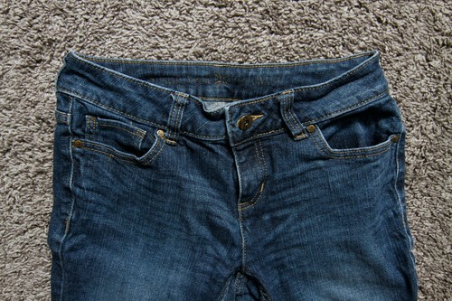 Simply Vera Wang Women's Jeans Dark Blue Wash Solid Small Petite - Picture 4 of 6