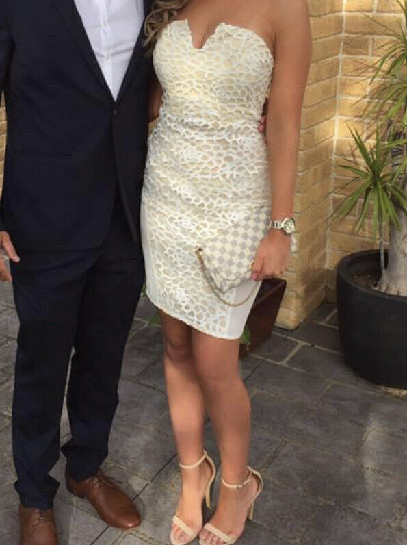 Picture 1 of 4