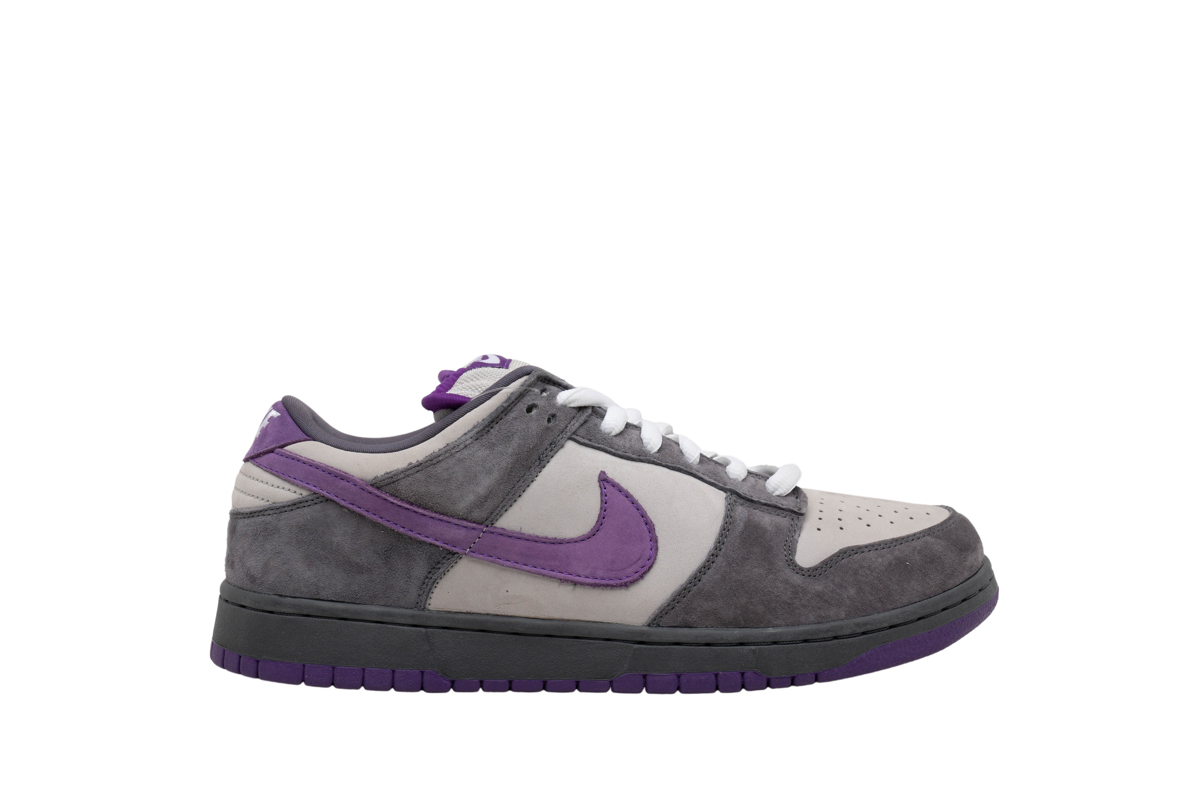 Verwaarlozing restjes vanavond Nike SB Dunk Low Pro Purple Pigeon 2006 for Sale | Authenticity Guaranteed  | eBay