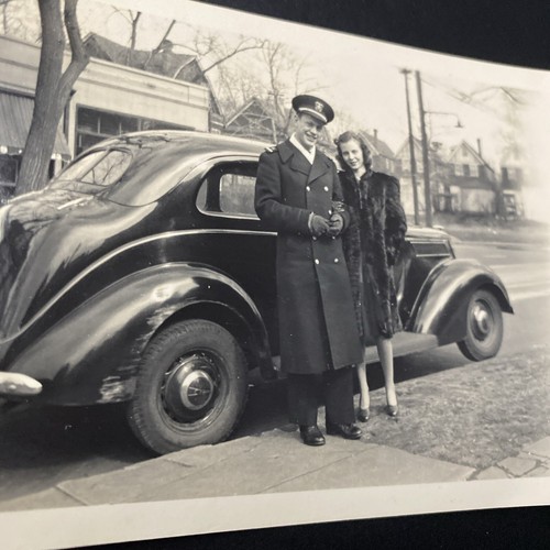 1930 Hombre en uniforme con esposa mujer dama militar? ¿Policía? Foto Original P12o10 - Imagen 2 de 11