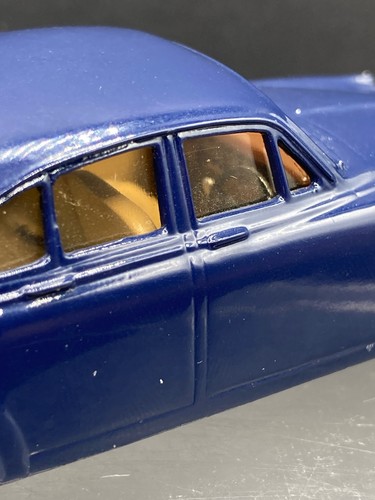 Western Models 1/43 Jaguar MK 2 Die Cast - Picture 6 of 10