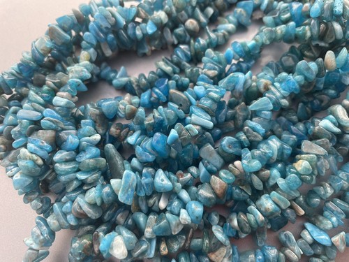 1 x Strand 80cm Long Apatite Natural Gemstone Chips Beads with Hole - Picture 2 of 2