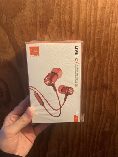 Brandneu JBL LIVE 100 kabelgebundene Kopfhörer (rot) - Bild 1 von 3