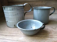 Antique Primitive Granite Ware Cups Lot Of 3 Instant Collection Enamel Gray 