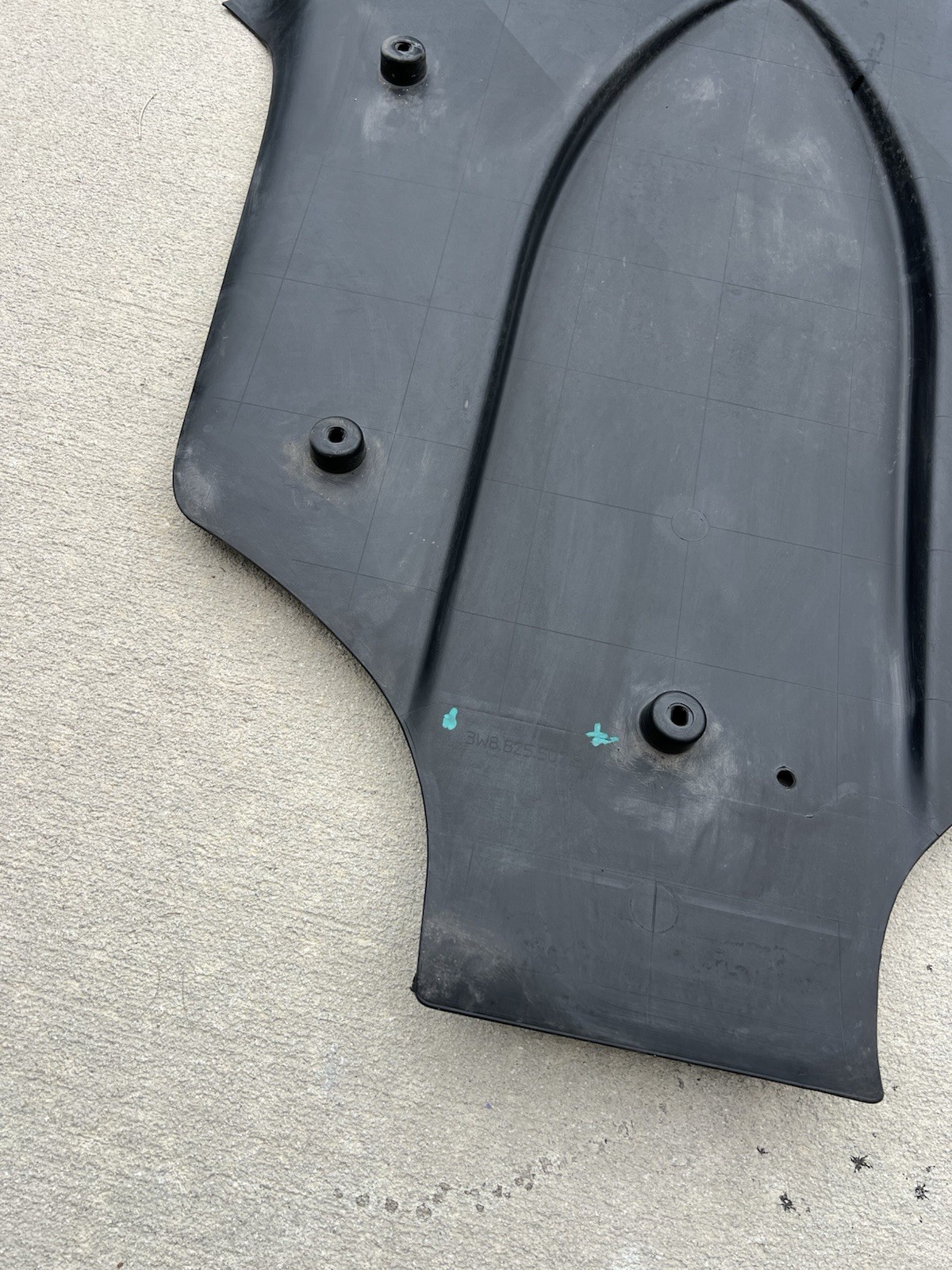 06-08 Bentley Continental Flying Spur Rear Undertray Splash Shield 3W8825507B