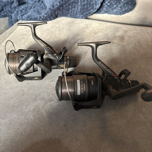 X 2 Shimano aero 6010 Baitrunner Reel