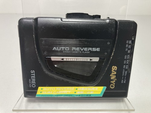 Reproductor de casete estéreo portátil vintage SANYO AM/FM MGR-925 / probado - Imagen 1 de 9