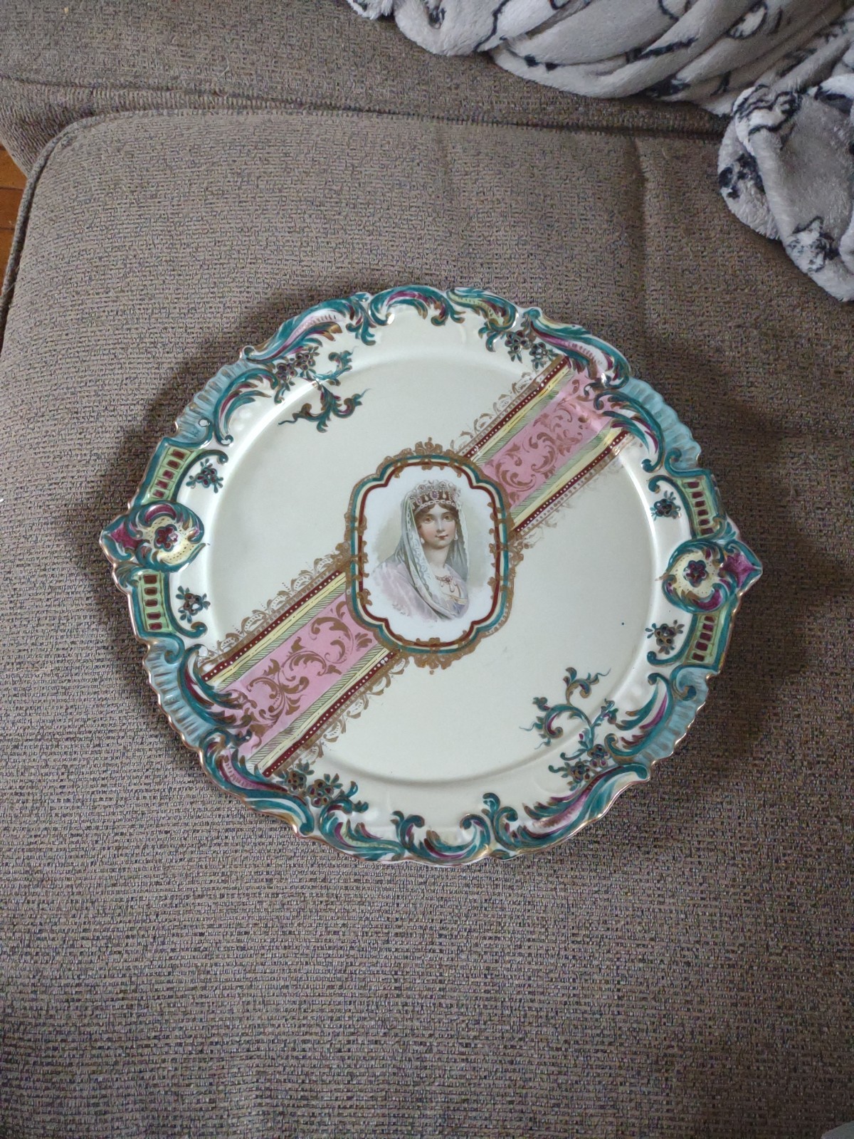 Picture 2 of 6