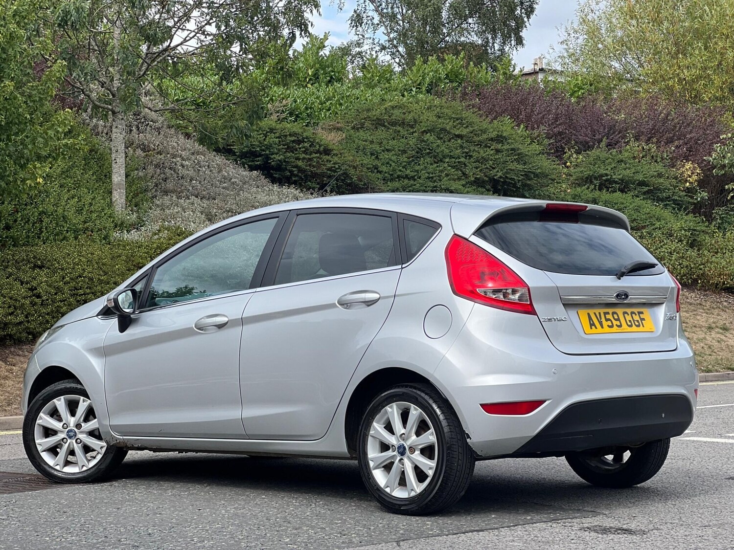 2009 Ford Fiesta 1.4 Zetec 5dr HATCHBACK Petrol Manual - Image 13