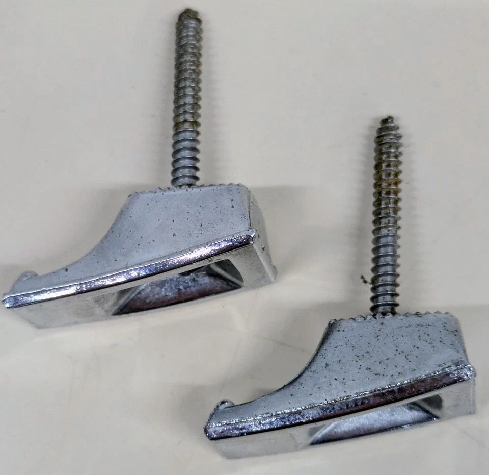 Ganchos de abrigo OEM 66-67 Chrysler 300 Newport Dodge Charger Fury Satellite Dart Foto 2 de 3